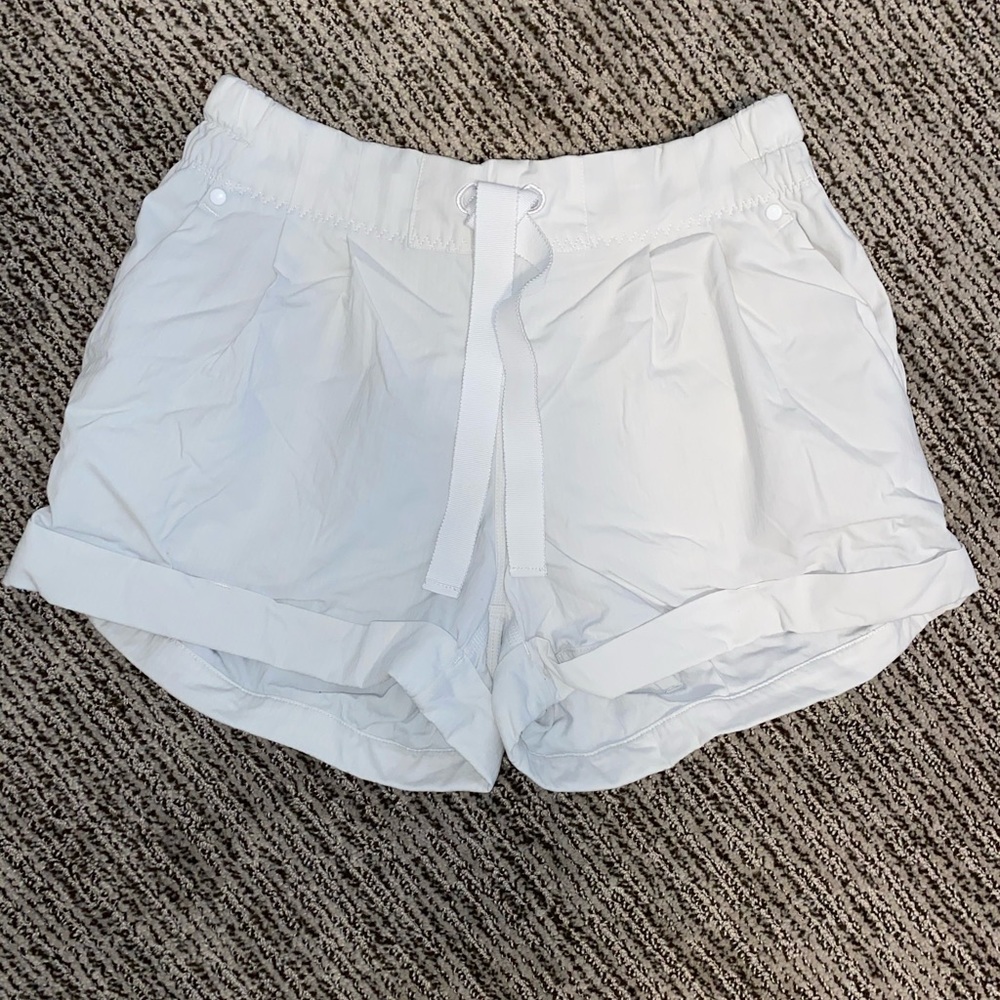 Spring breakaway short